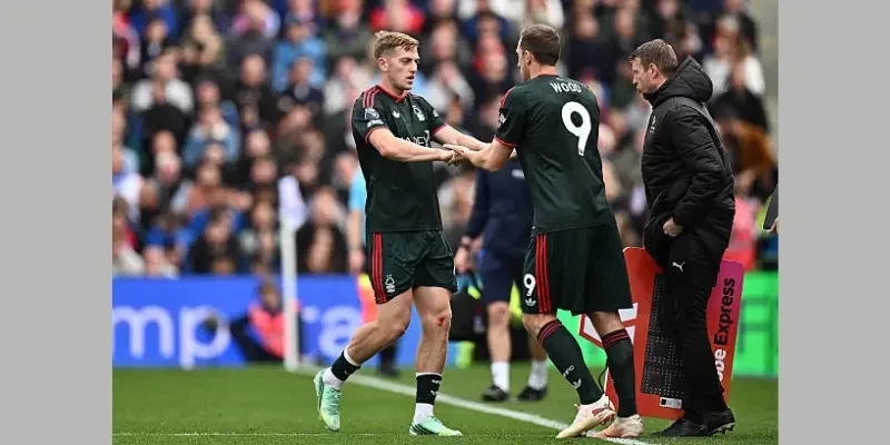 Nottingham Forest ngụp lặn dưới đáy bảng xếp hạng